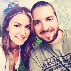 Meet your Posher, Elise